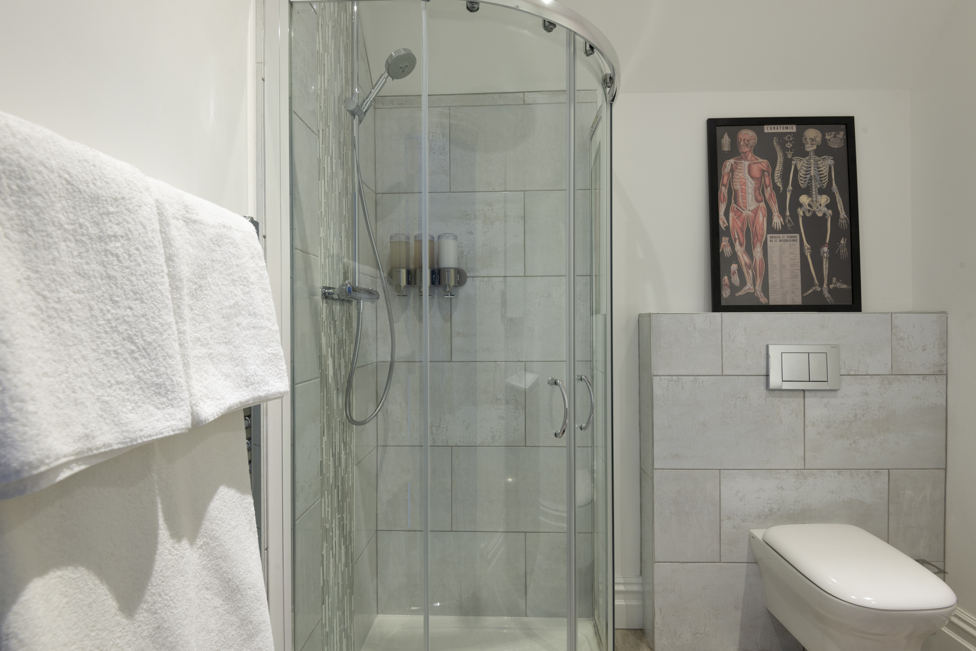 Ensuite shower room